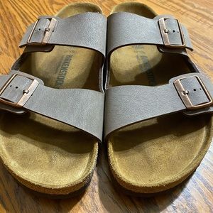 Birkenstock’s size 12/45